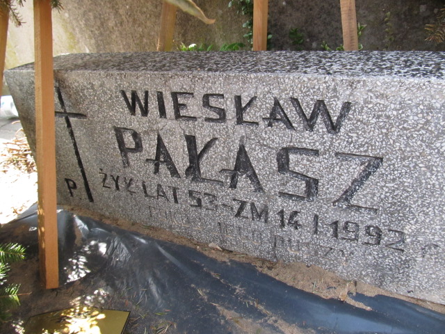 Dariusz Pałasz 1969 Ostrowiec Świętokrzyski św. Michała - Grobonet - Wyszukiwarka osób pochowanych