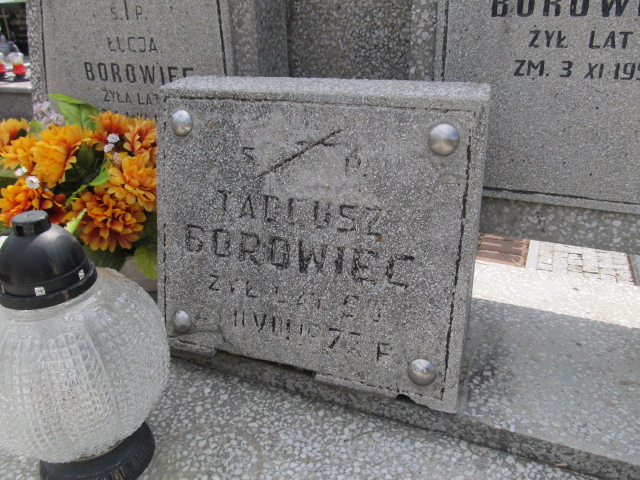 Grób Tadeusz Borowiec