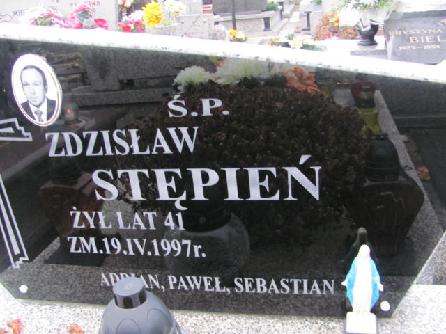 Zdzisław Stępień Ostrowiec Świętokrzyski św. Michała - Grobonet - Wyszukiwarka osób pochowanych