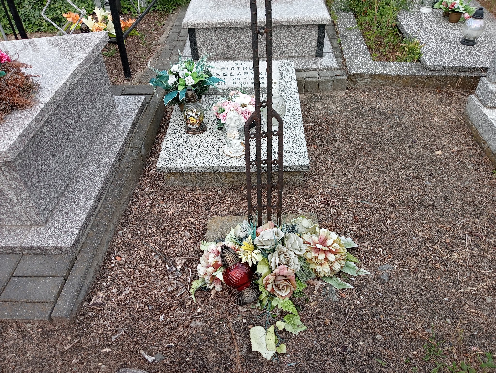  NN Ostrowiec Świętokrzyski św. Michała - Grobonet - Wyszukiwarka osób pochowanych