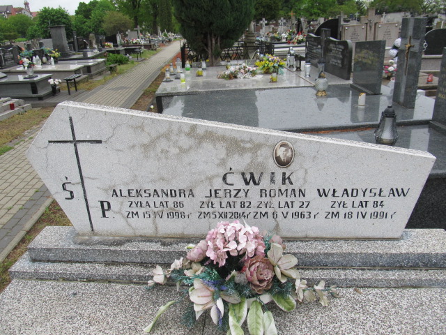 Aleksandra Ćwik Ostrowiec Świętokrzyski św. Michała - Grobonet - Wyszukiwarka osób pochowanych